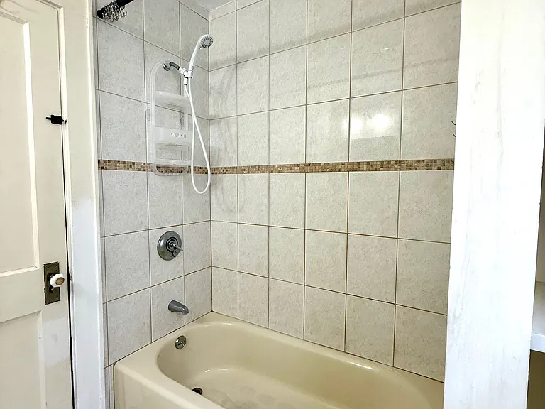 22 Lincoln Ave #2 — Photo 23