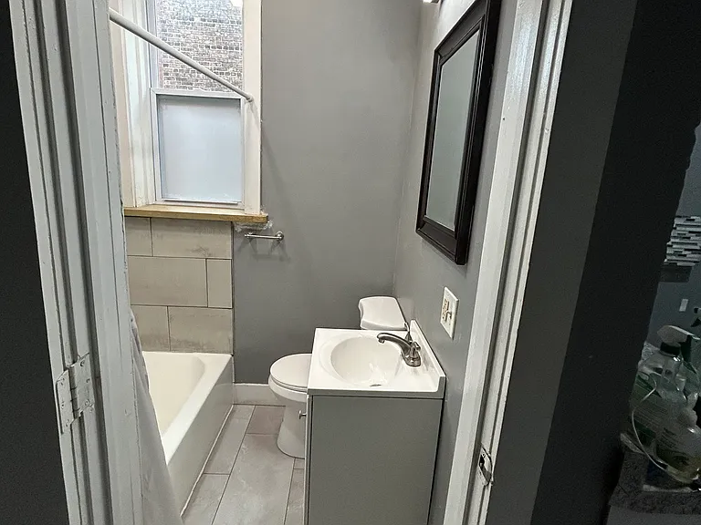107 W 73rd St #1 — Photo 4
