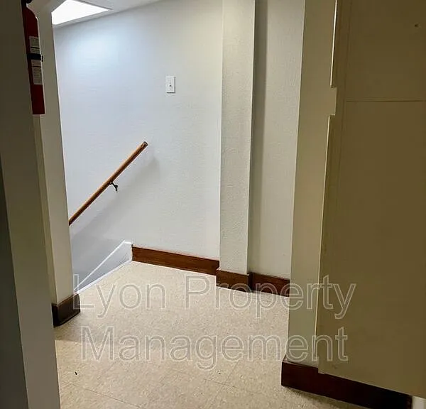 262 Illinois St #3 — Photo 7