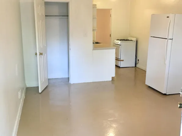 2200 Rebecca St APT 11, North Charleston, SC 29406