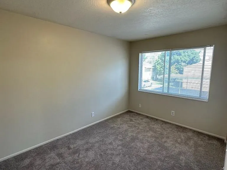4642 S Arlington Park Dr — Photo 16