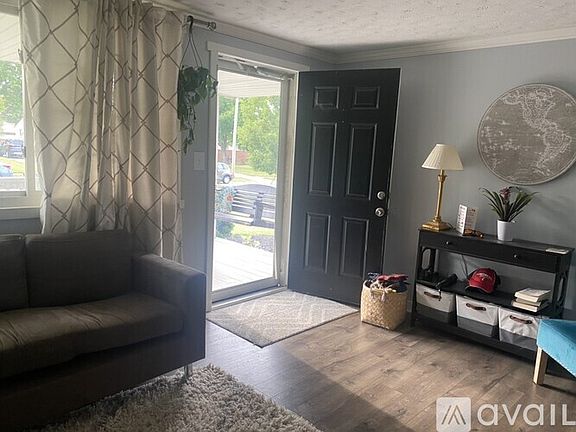 4th image of 6447 Lockhaven Dr