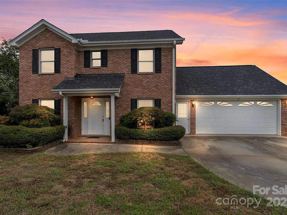 1st image of 2082 Egret Ct