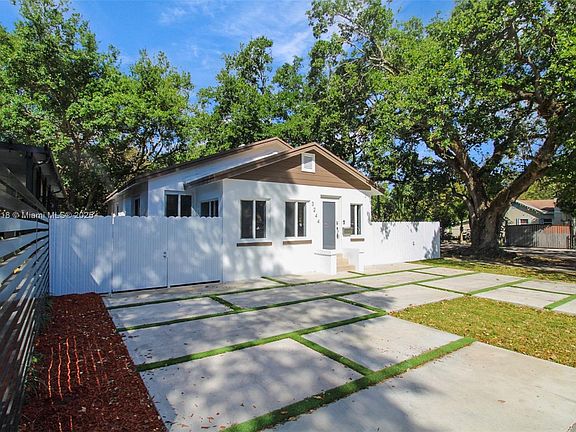 2nd image of 3244 NW 11th Ave