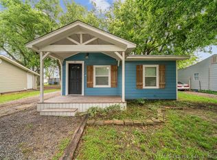 15 S Mayes St, Pryor, OK 74361