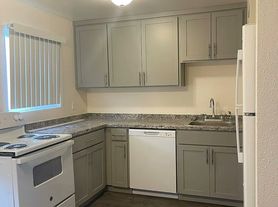 Scottdale Park Apartments