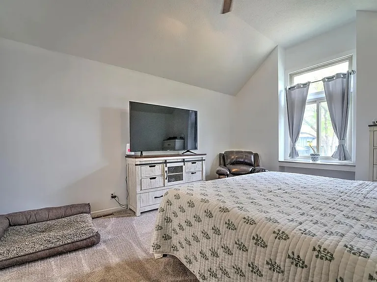 1329 Scott Rd — Photo 22