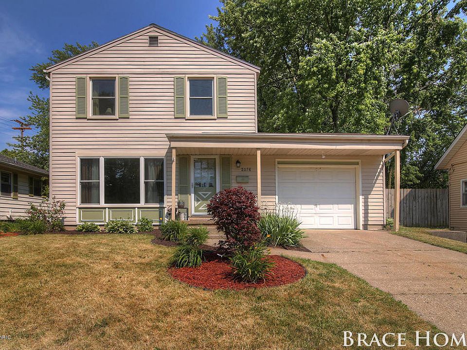 1st image of 2076 Monroe Ave NW