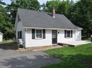 777 Coldbrook Rd, Hermon, ME 04401