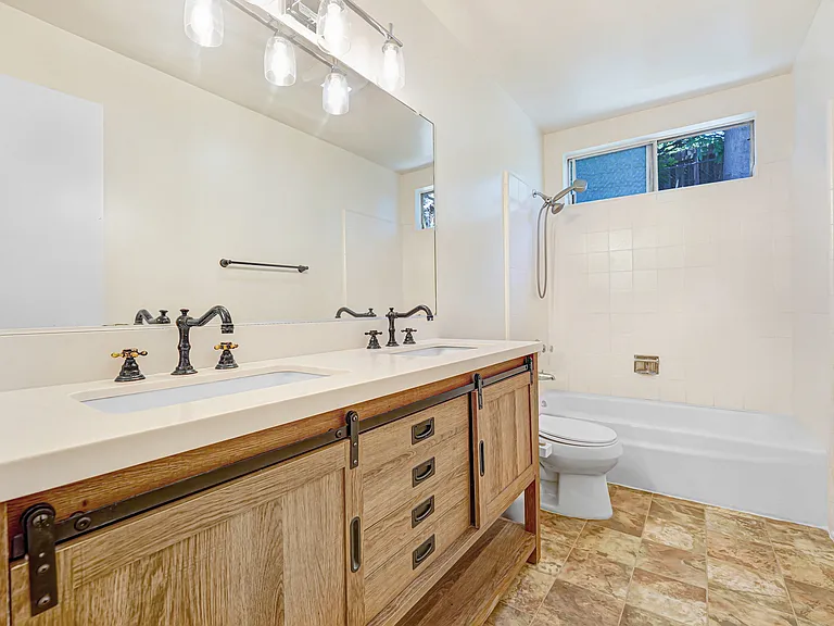 Full bath