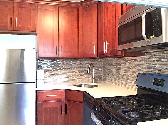 3rd image of 6125 98th St APT 17A