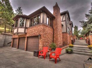 4024 Mountain Shadow Pl, Rapid City, SD 57702
