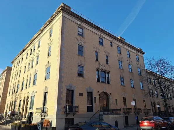 200 West 139th Street image 1 of 24