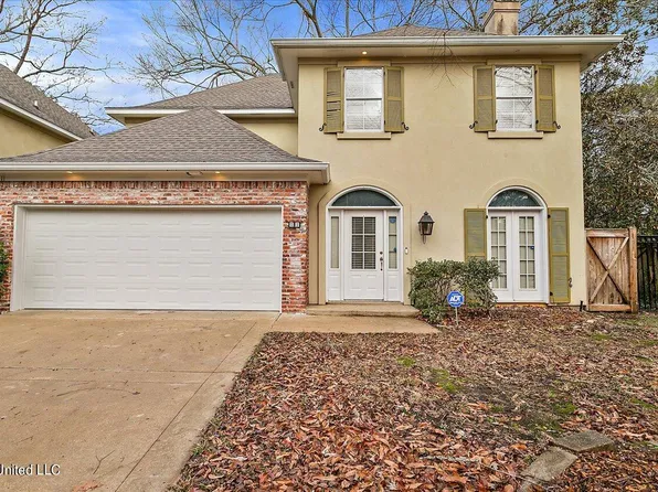 11 Ashton Gardens Dr, Jackson, MS 39211