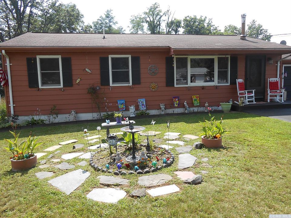 1st image of 45 Orchard Dr