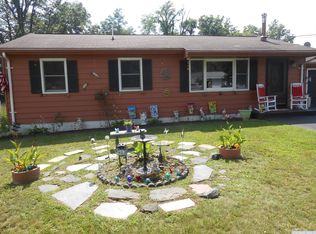 45 Orchard Dr, Leeds, NY 12451