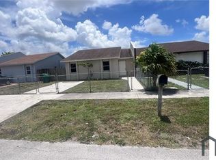 3500 NW 194th Ter, Miami Gardens, FL 33056