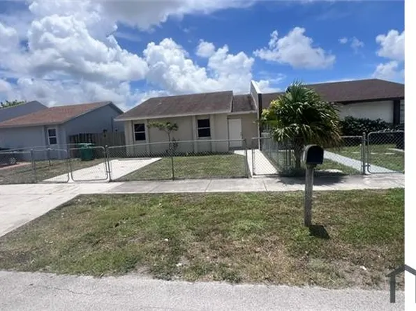 3500 NW 194th Ter, Miami Gardens, FL 33056