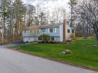 7 Field Ave, York, ME 03909