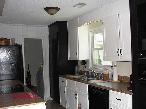 2nd image of 2275 Chatsworth Highway 225 NE
