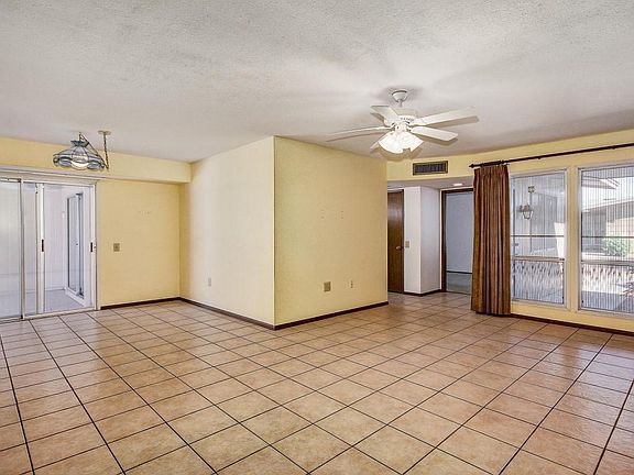 5th image of 10841 W Santa Fe Dr