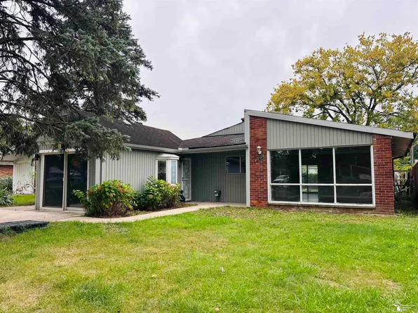 9444 Polk St, Taylor, MI 48180