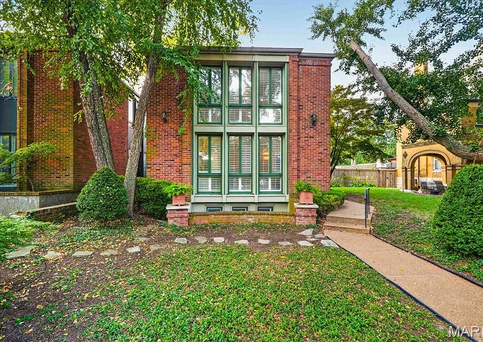 1st image of 4538 Pershing Pl