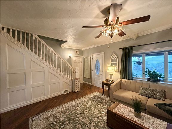 5th image of 210 Piersol Ave