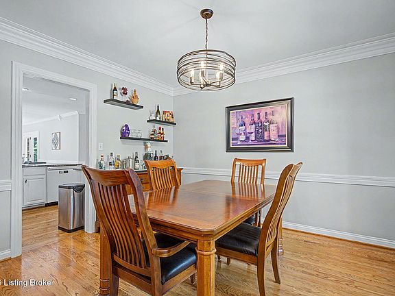 4th image of 4214 Woodmont Park Ln