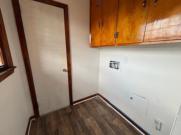 4th image of 3901 Belvoir Dr SW