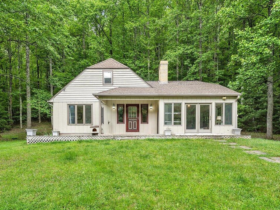 1st image of 5366 Jeters Chapel Rd