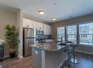 454 Woodcrest Dr SE #454B, Washington, DC