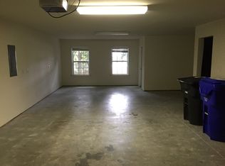 4143 Perrine St, Charleston, SC 29414
