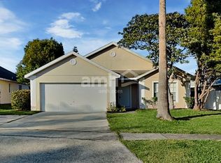 207 Lake McCoy Dr, Apopka, FL 32712