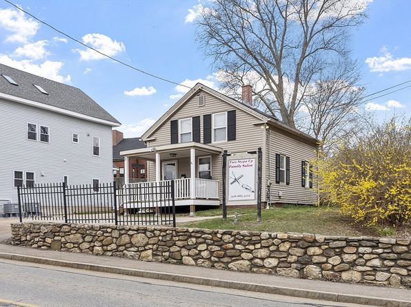 7 Maple St, Charlton, MA 01562