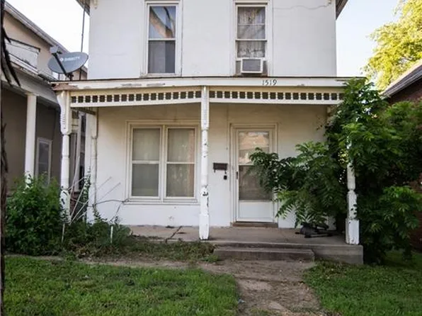 1519 Commercial St, Atchison, KS 66002