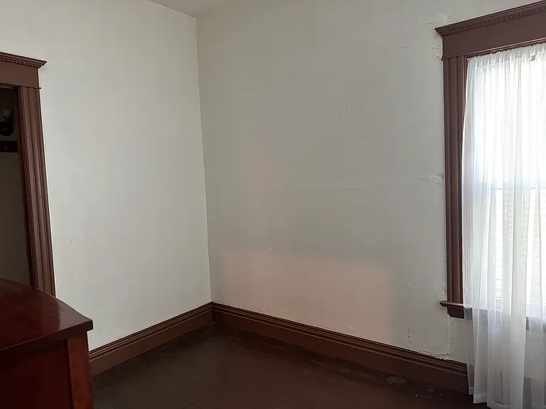 77 Hughes Ave #1 — Photo 16