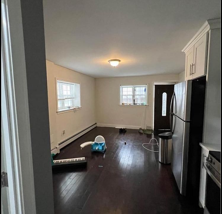 2nd image of 2051 Bogart Ave Floor 1