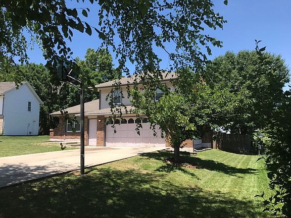 3rd image of 6504 Yorkshire Ct