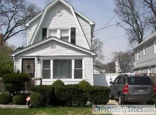 877 Kings Pkwy, Baldwin, NY 11510