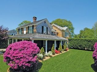 113 Willow St, Southampton, NY 11968