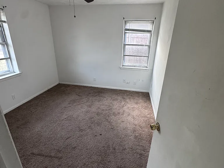 2137 Diane Dr — Photo 5
