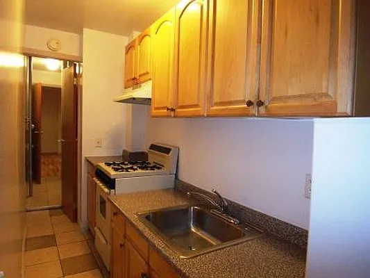 Rented by Friedman Roth Realty | media 26