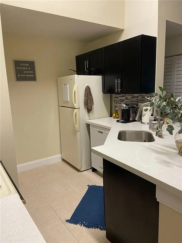 1 bed, 1.0 bath, 757 sqft, $1,895 — Photo 4