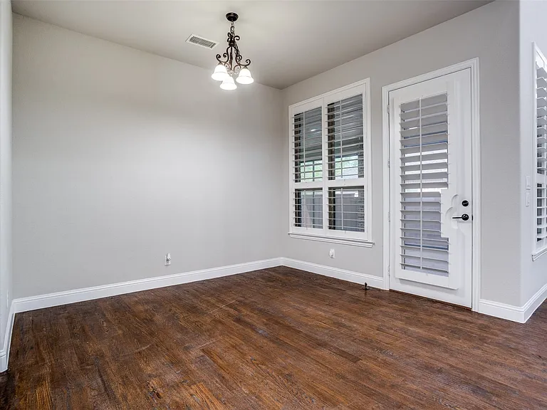 1071 Jennala Dr — Photo 13