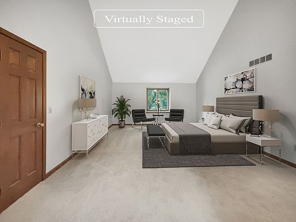 4th image of 934 Arrowwood Dr