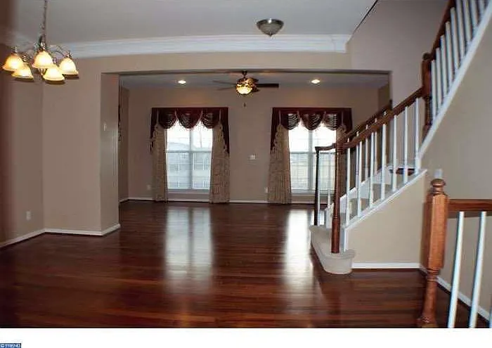 2007 Garrison Dr — Photo 4