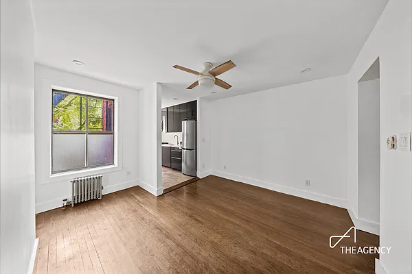 Rented by The Agency | media 12