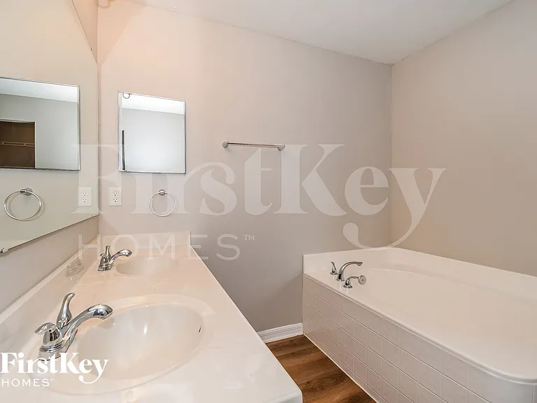 10286 Magnolia Hills Dr — Photo 10