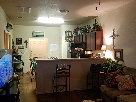 2nd image of 3001 SW 58th Ave APT 906